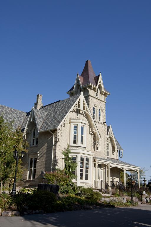 Elm Hurst Inn & Spa Ingersoll Екстериор снимка