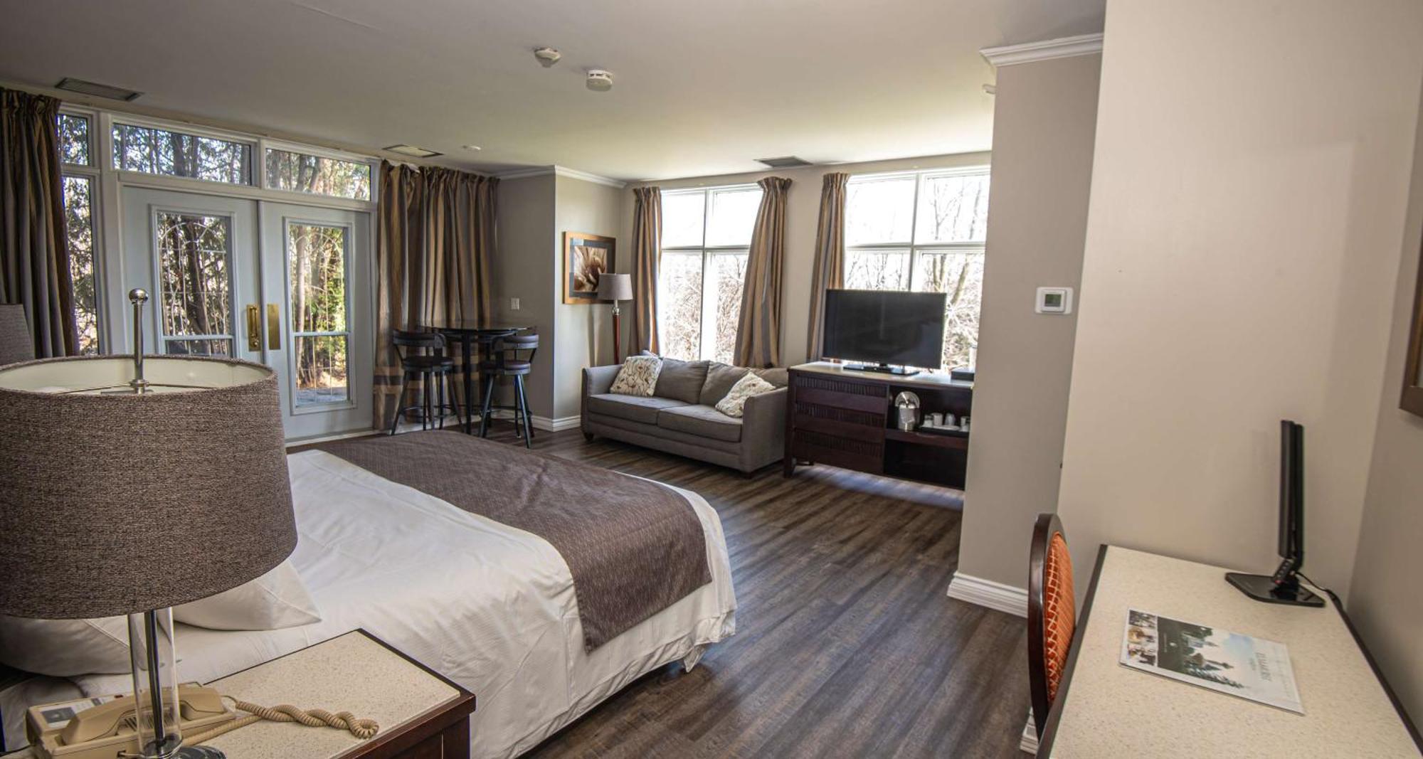 Elm Hurst Inn & Spa Ingersoll Екстериор снимка