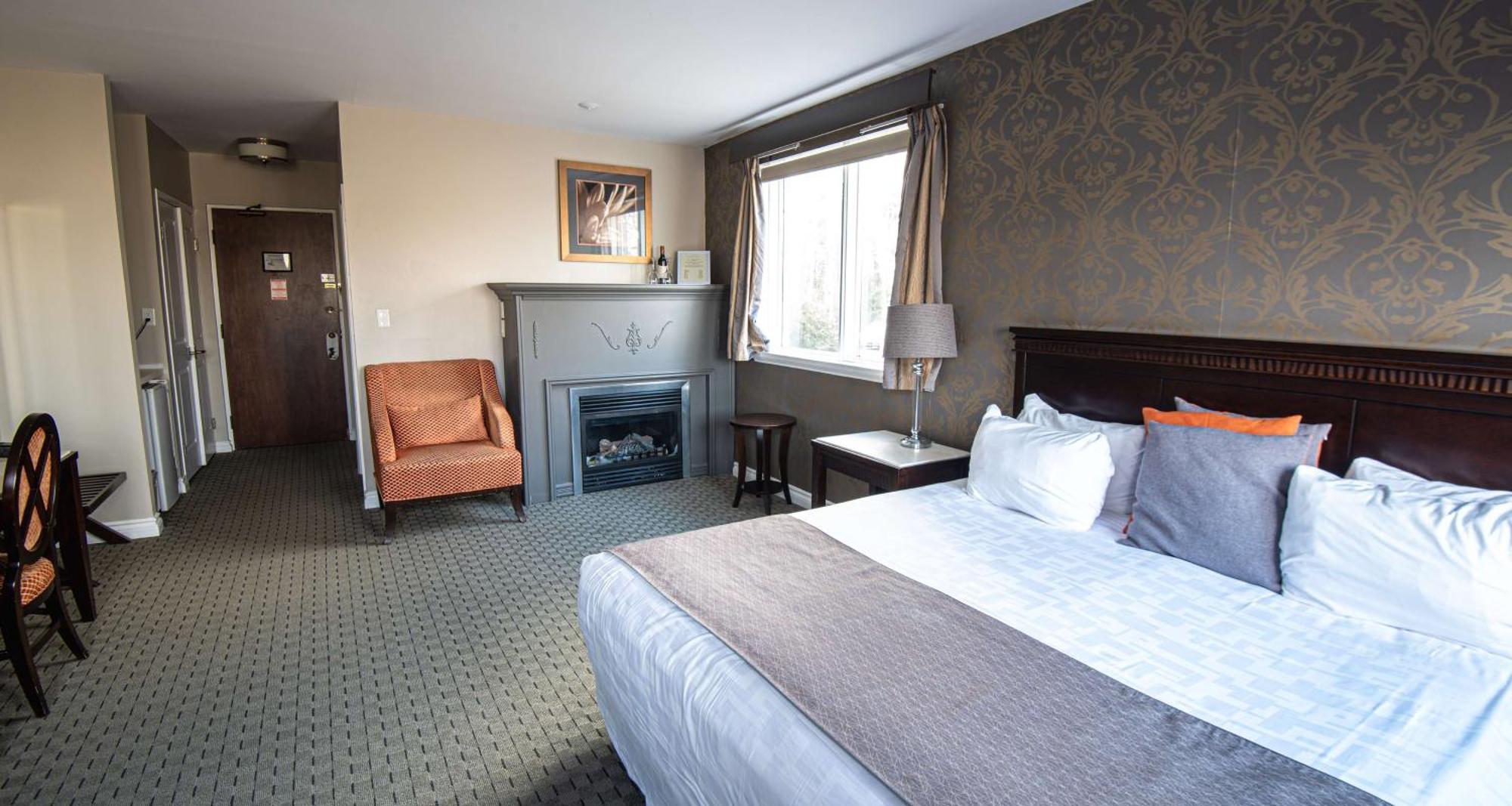 Elm Hurst Inn & Spa Ingersoll Екстериор снимка