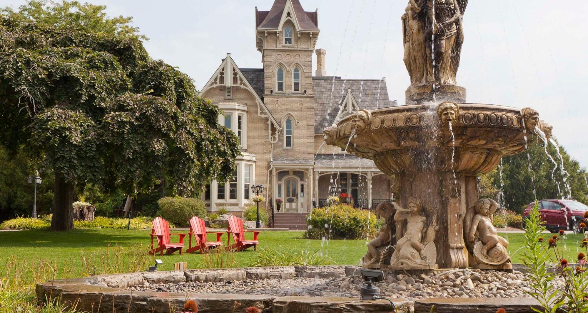 Elm Hurst Inn & Spa Ingersoll Екстериор снимка